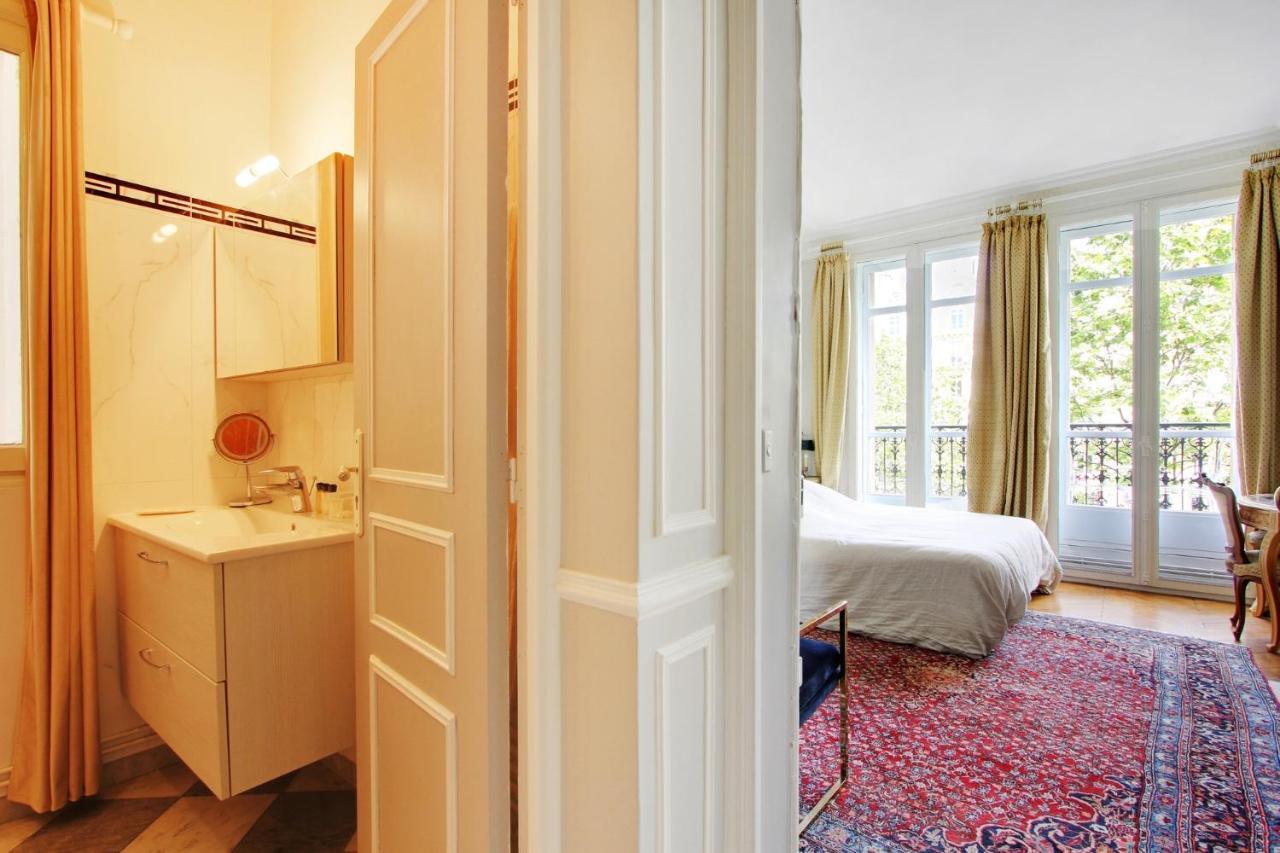 Suite Junior Avec Balcon Et Vue Sur Arc De Triomphe Париж Екстер'єр фото